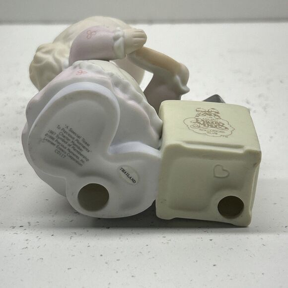 1997 Precious Moments “A Special Toast To Precious Moments” Figurine C0117 - Picture 5 of 6